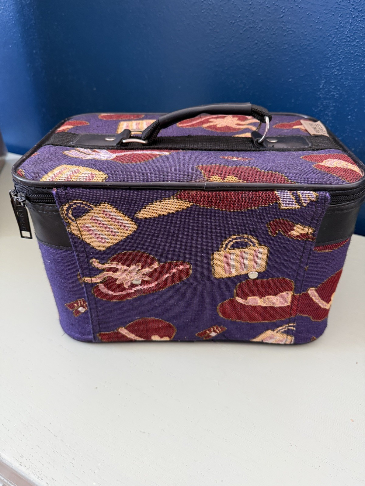 Vintage Pioneer Express Tapestry Train Vanity Makeup Case Red Hat Society Shoes