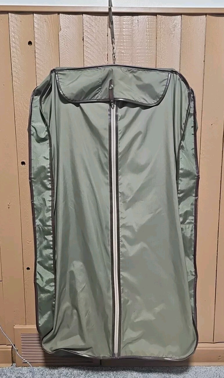 Vintage Samsonite Beautiful Leather Accent Garment Green Bag Luggage.