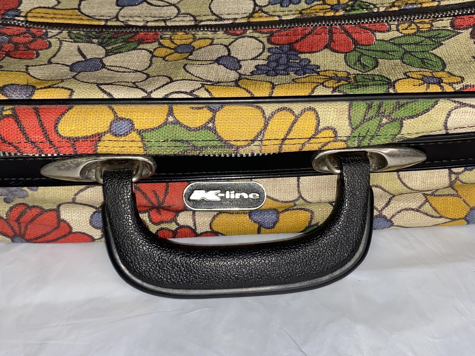 Vtg 60s/70s TRAVEL BAG SUITCASE RETRO Flower Power Mod Retro K- Line