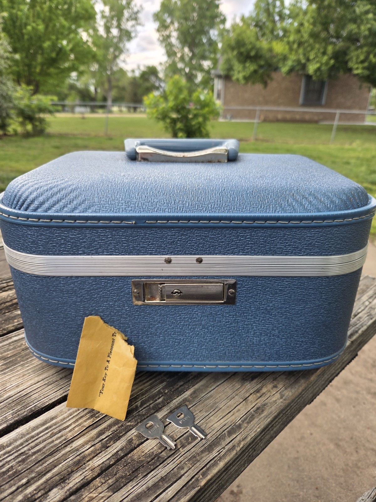 Vintage Blue Biltmore Hard Sided Travel vanity Train case Mirror