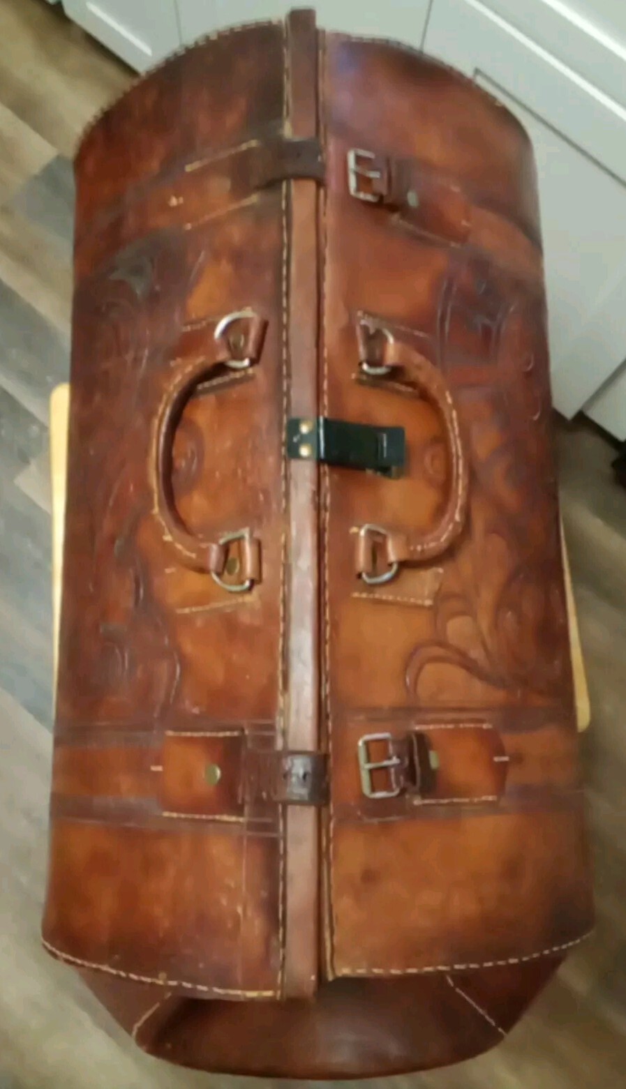RARE! Vintage Hand Tooled Leather Western Style Doctor’s Travel Luggage Bag XXL