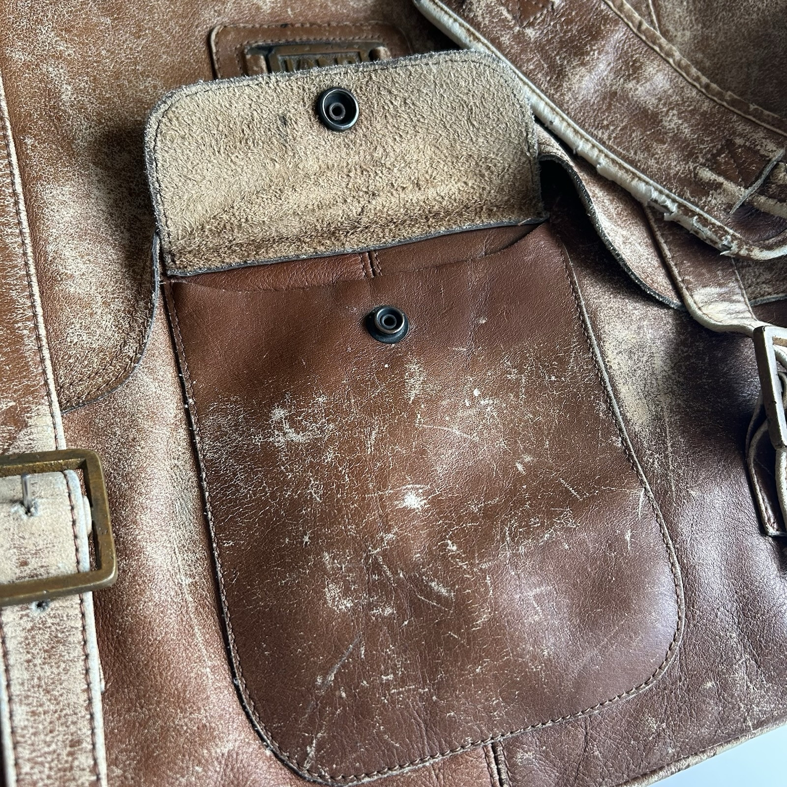 LAND Vintage Distressed LEATHER Y2K Overnight Weekender Luggage 2 Compartments