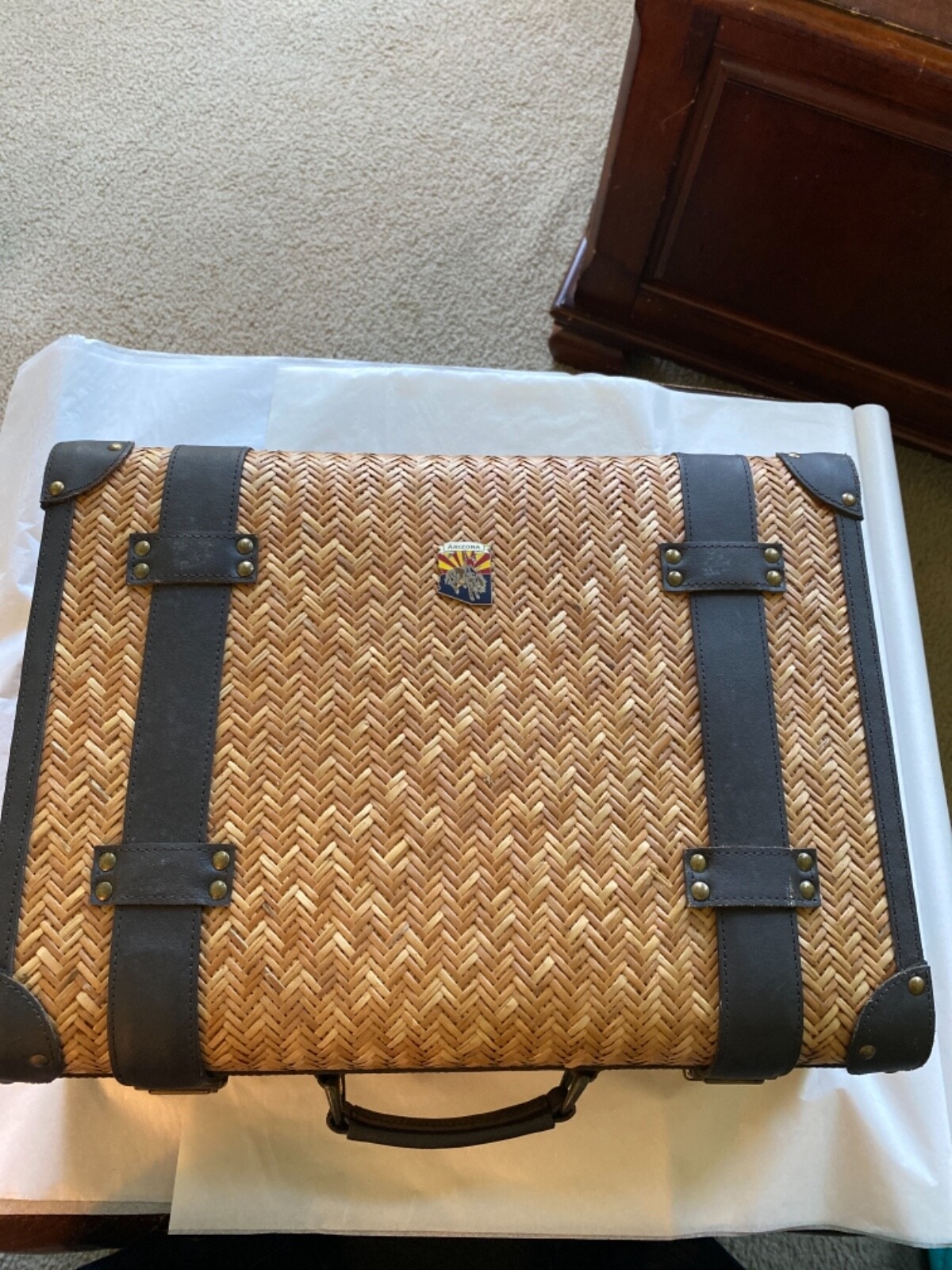 VINTAGE RATTAN SUITCASE 16″ x 12″ x 5″