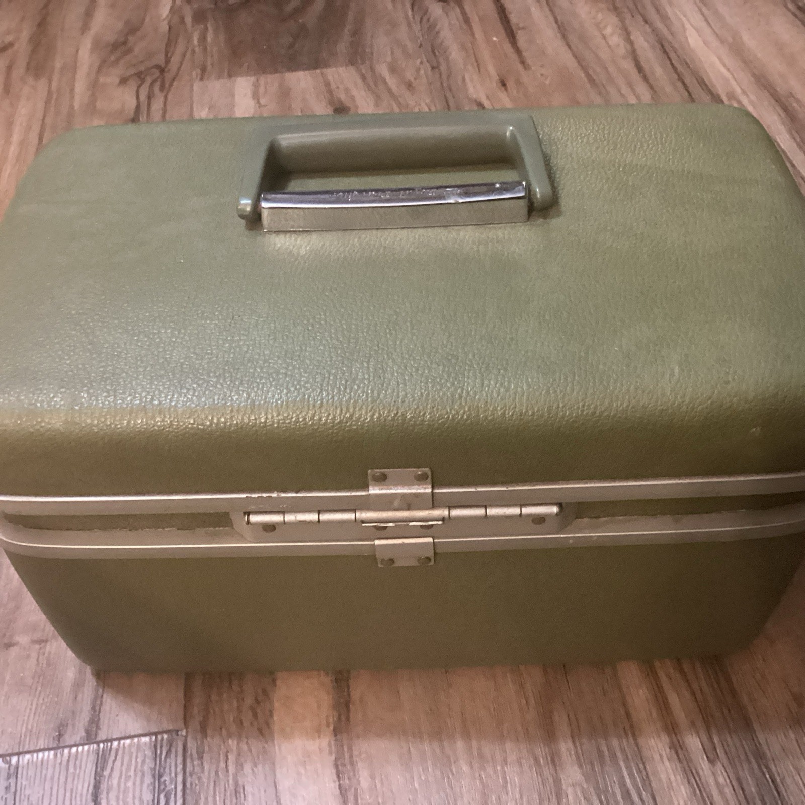 Samsonite Royal Traveller Medalist Train Makeup Case Avocado Green W/key