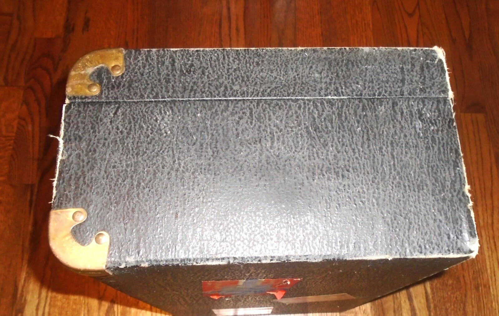 Rare Vintage 21” Suitcase Cardboard Metal Corners Bakelite Handle Locks Work