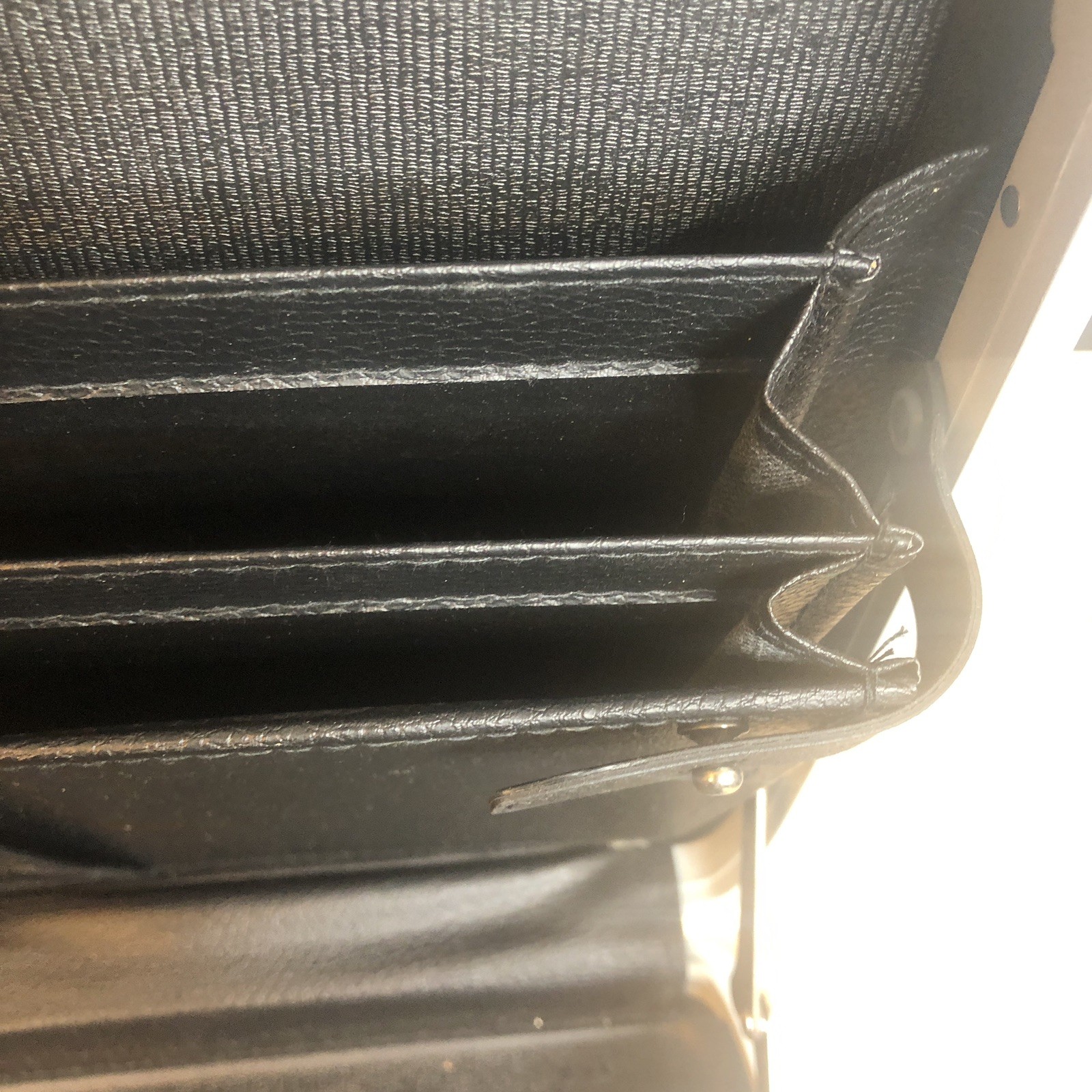 Vintage Samsonite Gray Hard Side Brief Case, No Key, 18″ Wide x 12″ Tall x 3″ Th