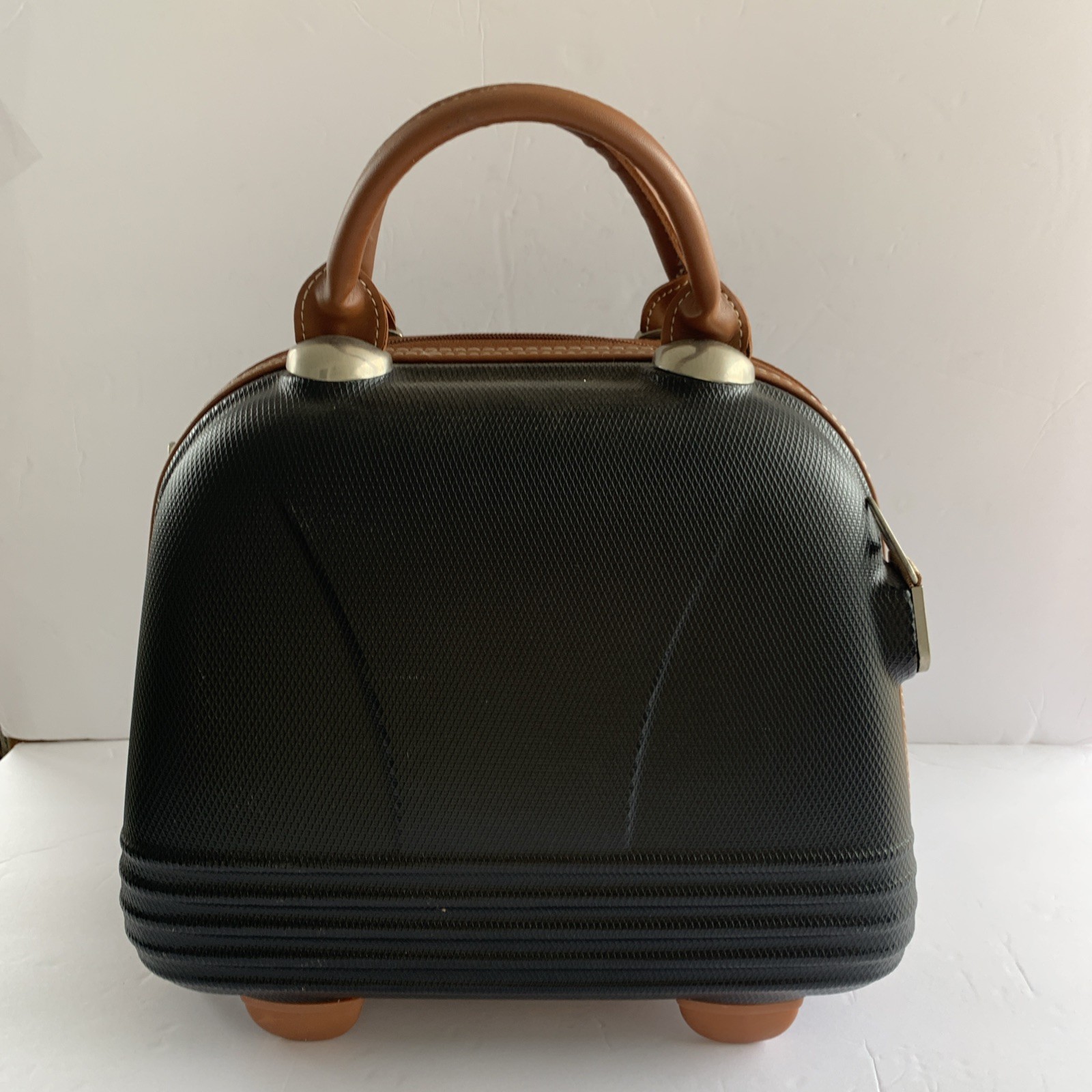 LANDOR AND HAWA INTERNATIONAL TRAVELER HARD SHELL CARRIER / APPROX. 13x11x7 inch