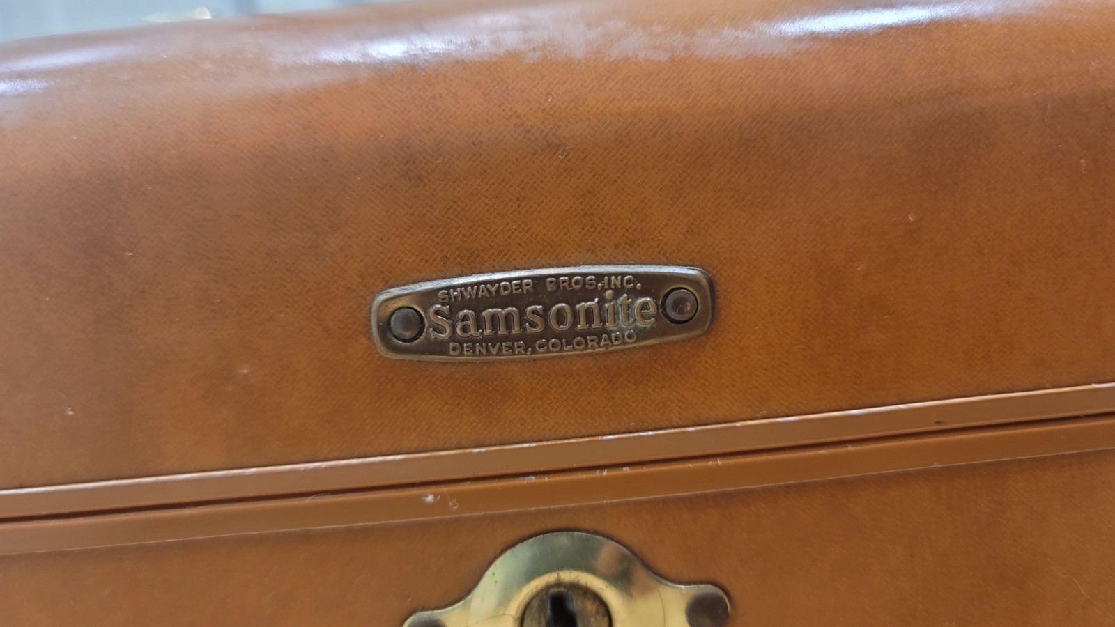 Vintage Samsonite Shwayder Bros Luggage Train Case Brown Style 4612 With Keys