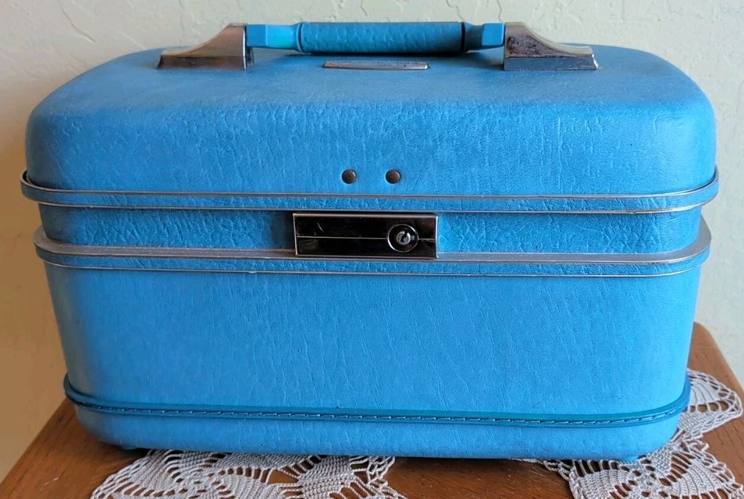 Vintage Airway Industries Hardshell Luggage Case Blue Retro