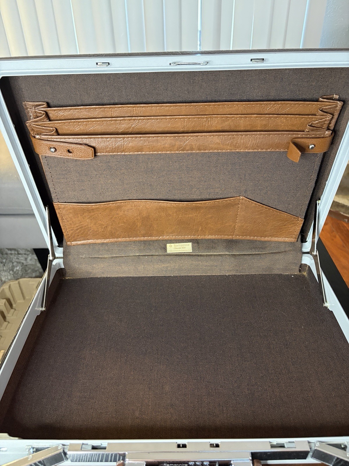 *Vintage* Samsonite Classic 100 Luggage Briefcase Brown w/ Combination Lock