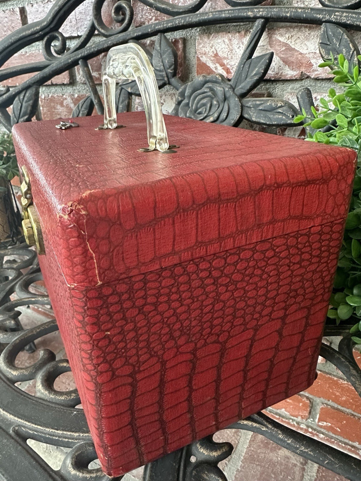 Vintage Alligator Embossed Train Case; Cranberry Red/Tan Int & Mirror; Locks/Key