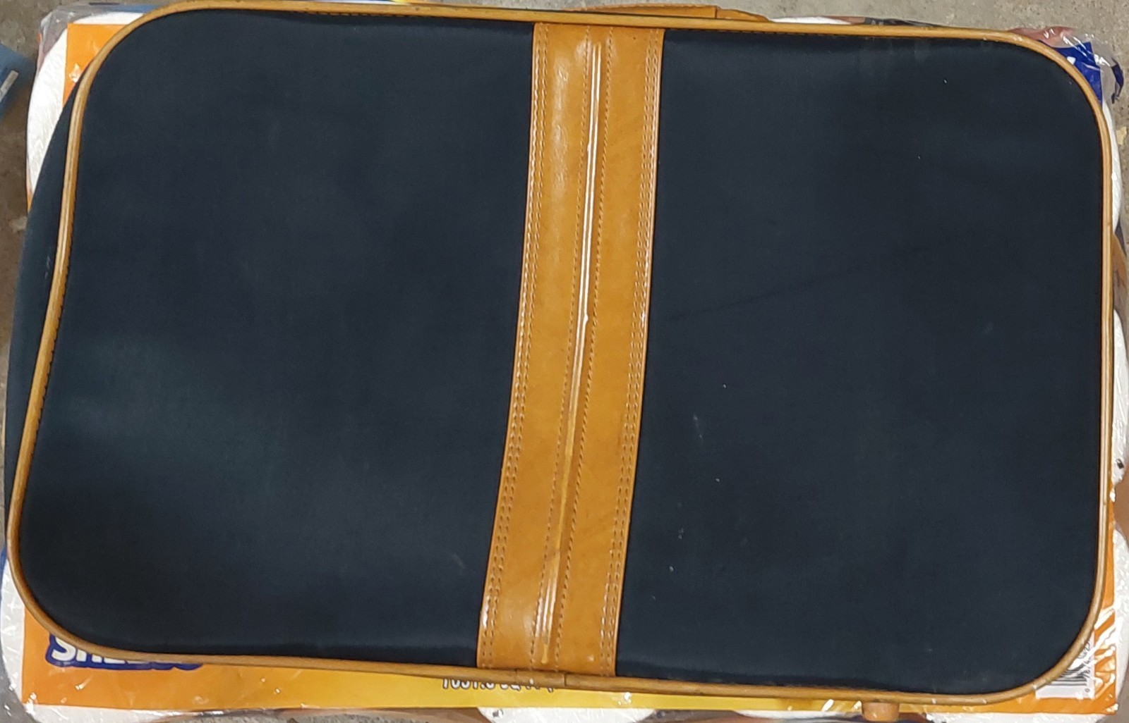 Vintage Suitcase ST-82 An ambassador design 1960’s See Pictures & Description