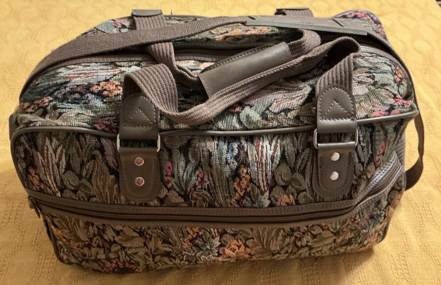 Jordache VINTAGE Floral Tapestry Duffle Bag Weekender Canvas EUC