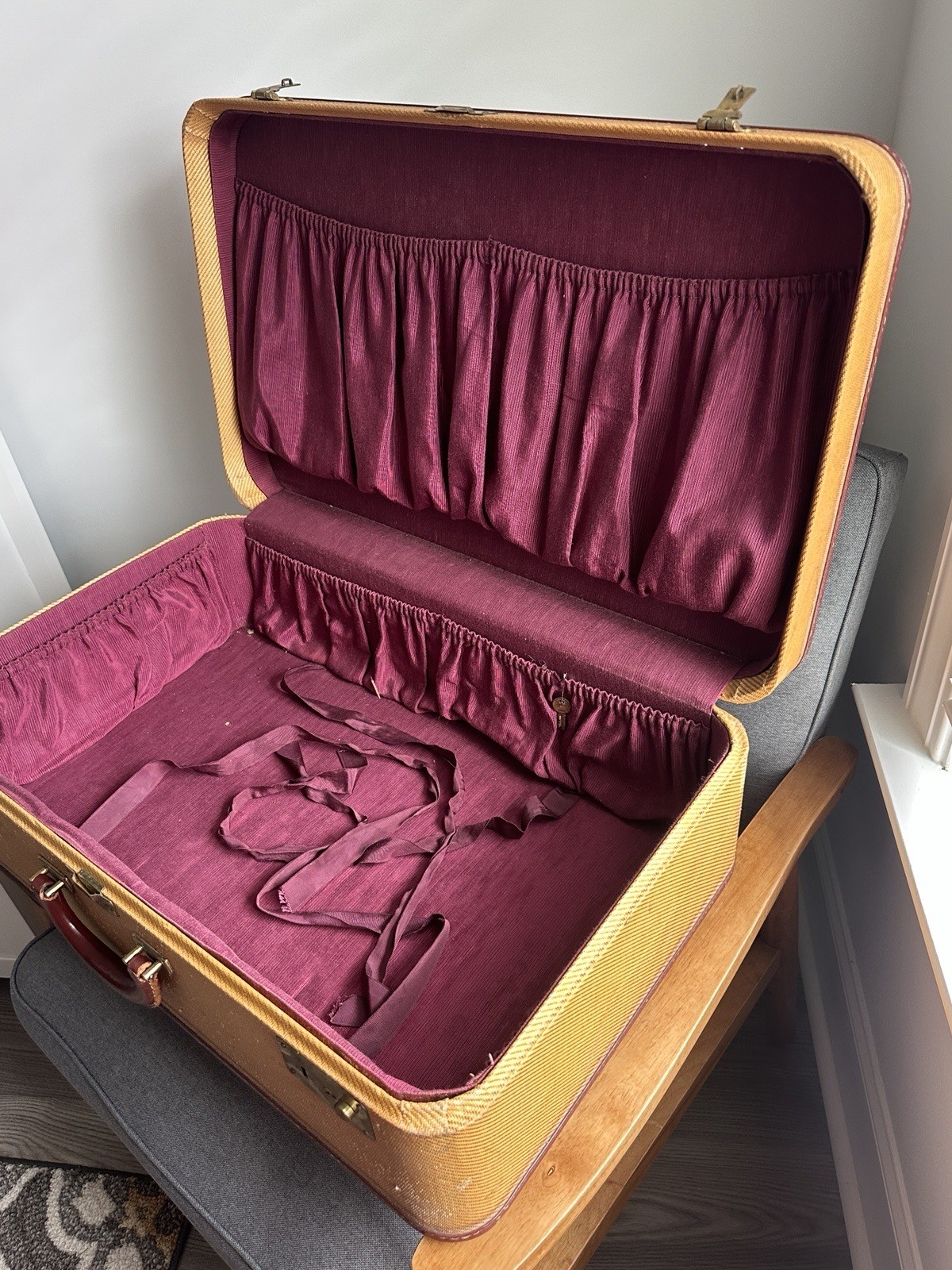 Vintage MCM Jet Age Leather Canvas & Brass Aero Pak PRESTO Modern Suitcase w/Key