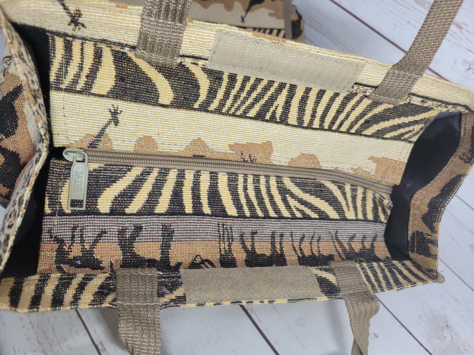 Jade Tote Animal Print Foldable Bag With Wheels Waterproof Roomy Bag Vtg EC