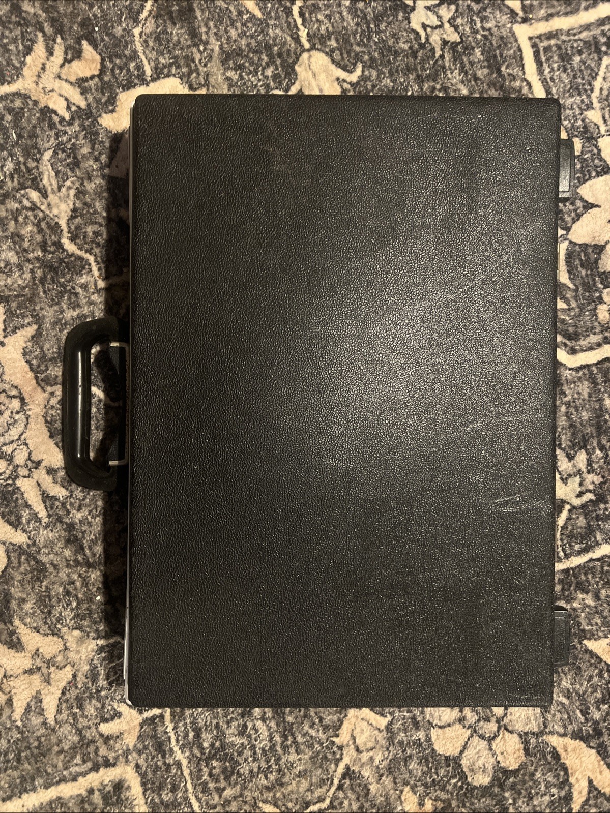 Vintage Airway Hard Case/ Black. No Keys. /Used Good Condition