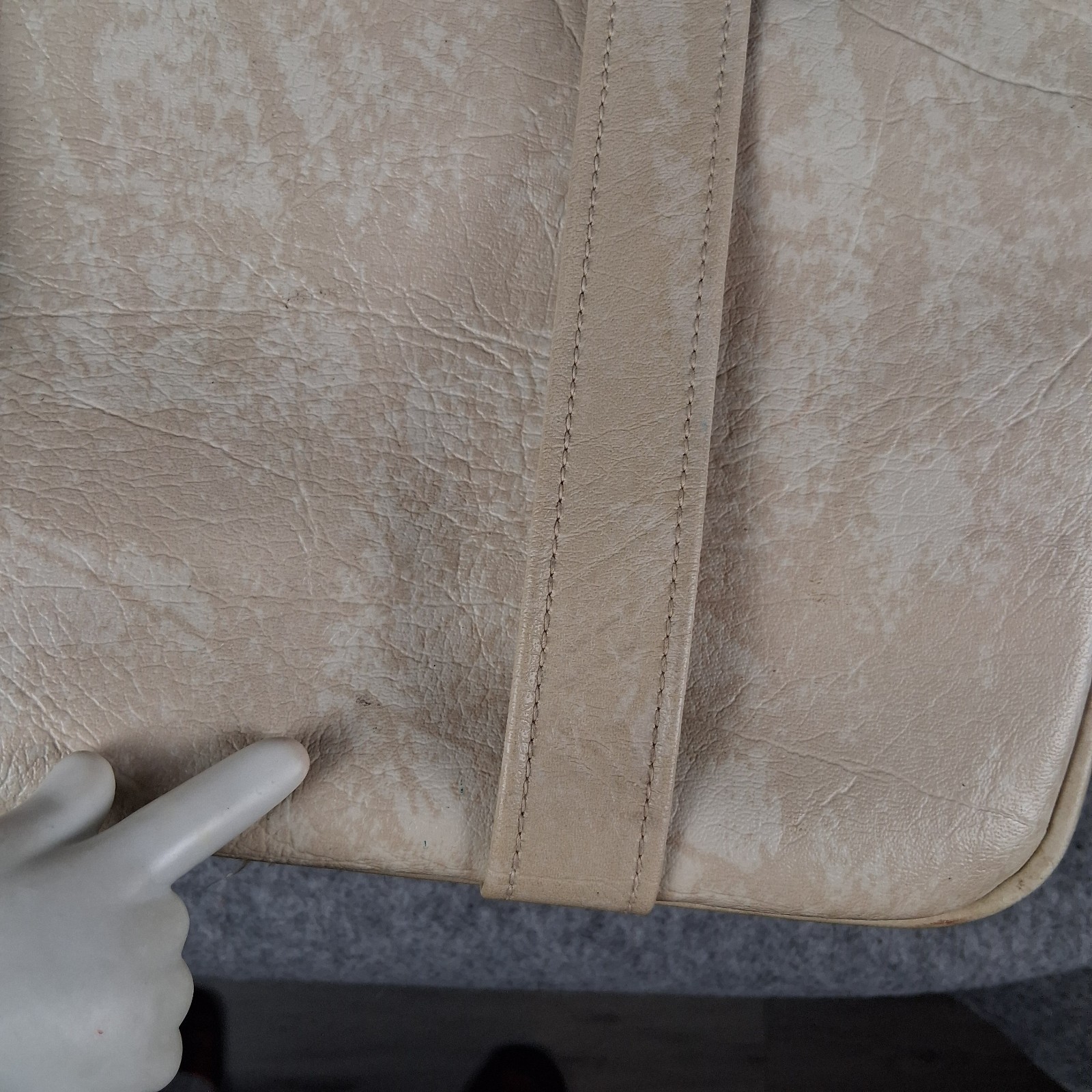 Vtg Samsonite Silhouette Beige Carry Overnight Luggage Travel Bag