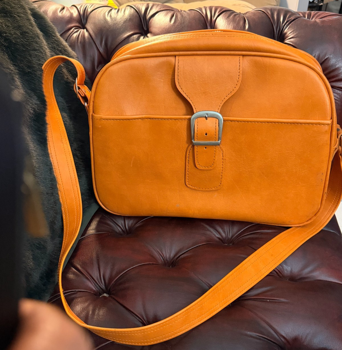 Vintage 70s Samsonite Royal Traveller Sidekicks Orange Vinyl Travel Shoulder