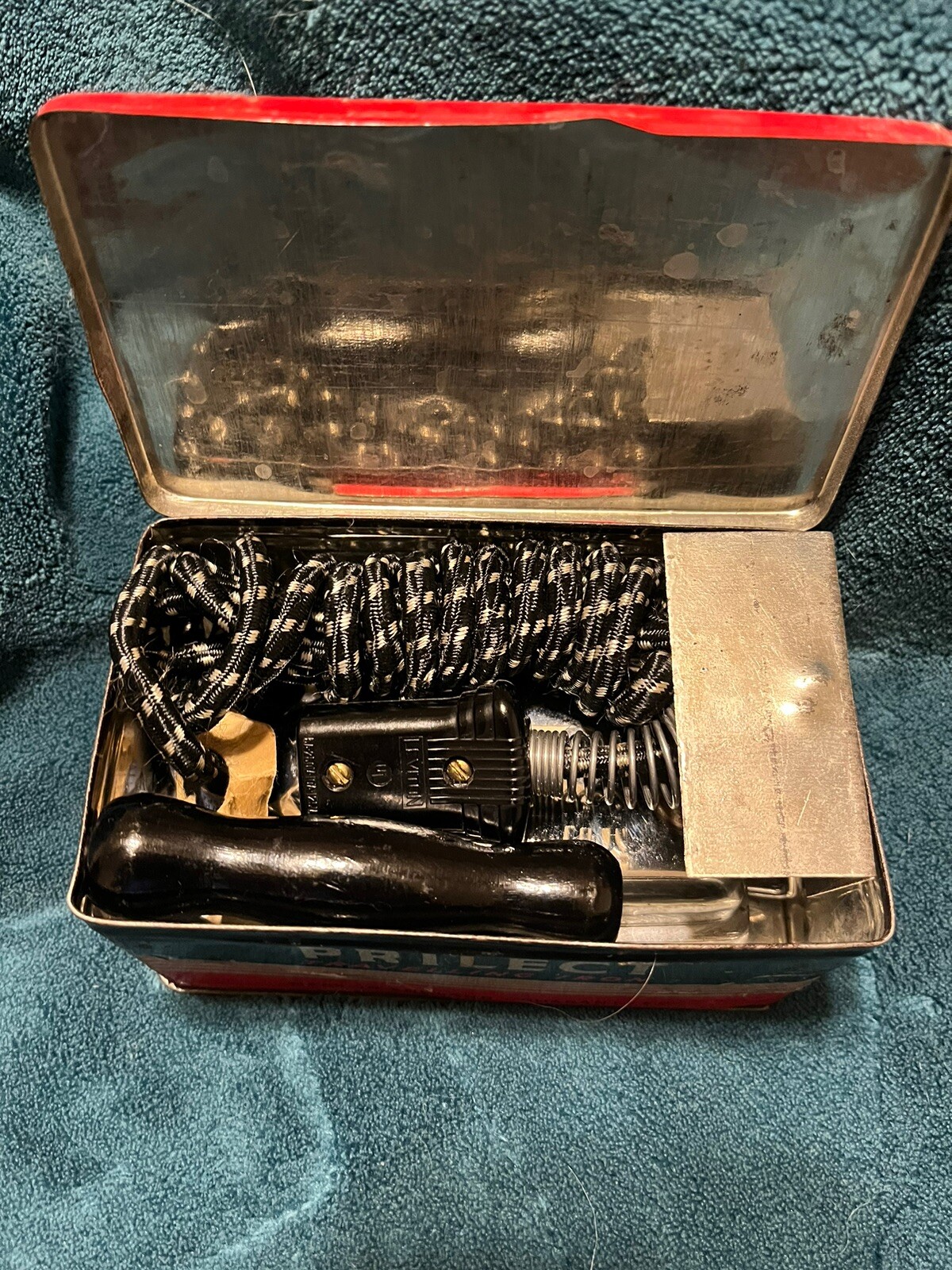 Vintage Prilect Traveling Iron & Metal Carry Case