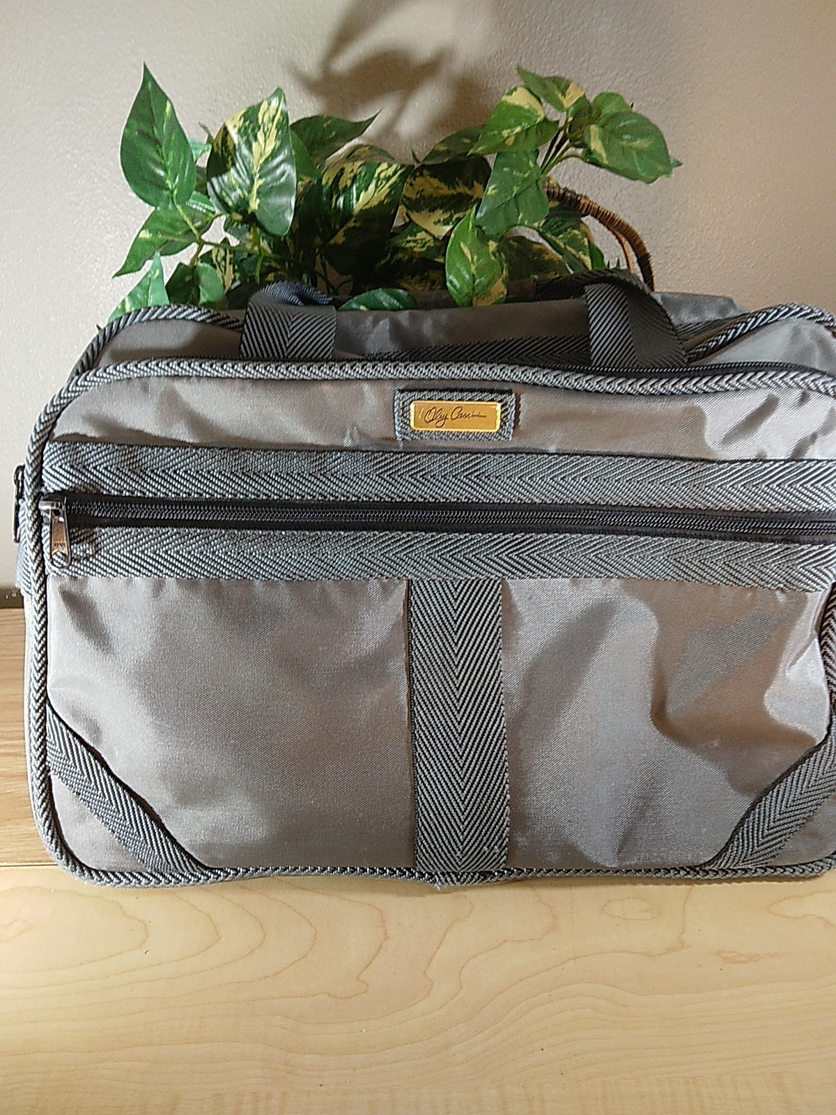 Vintage Oleg Cassini Gray Travel Carry-On, Overnight, Weekender Bag By Airway