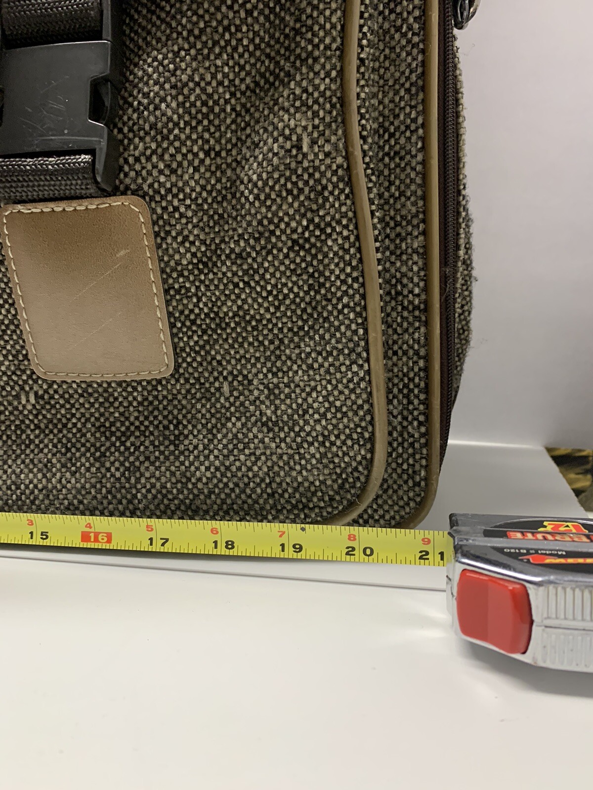 Vintage Large 4 Compartment Tweed And Leather Atlantic Travel Tote