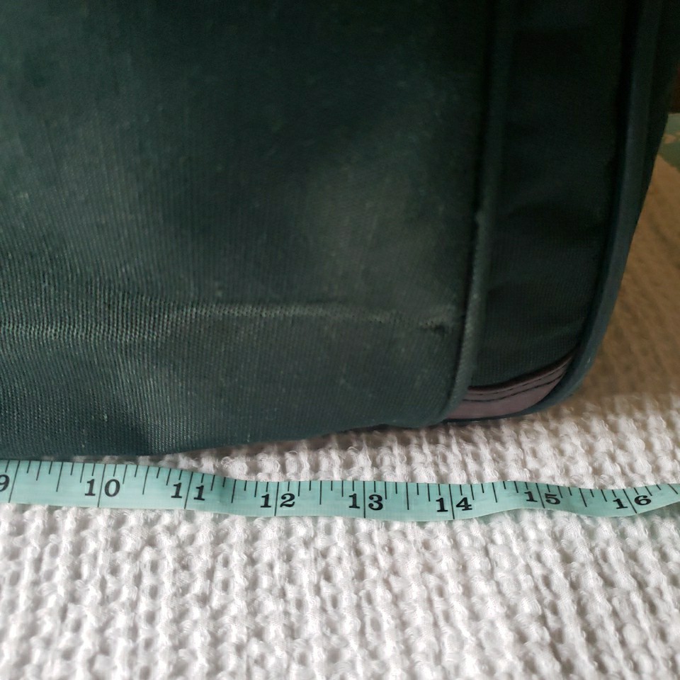 VTG American Tourister Green Soft Side Carry On Overnight Bag Adj Shoulder Strap