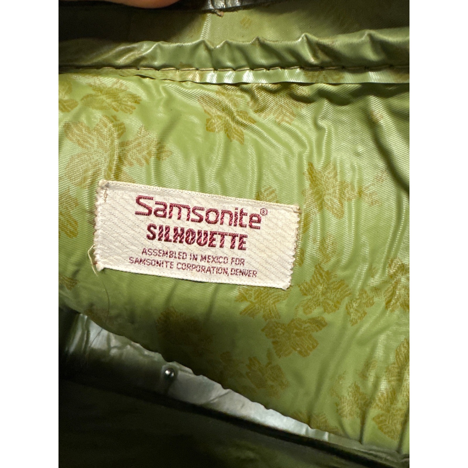 Vintage Samsonite Silhouette Olive Green Pebbled Carry On Travel Bag Case