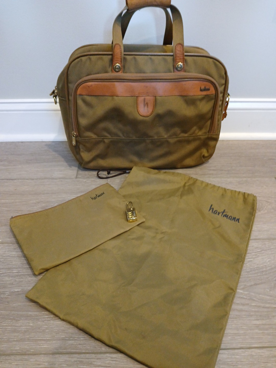Hartmann Intensity Ballistic Nylon Carry On Bag With Shoe, pouch & Lock 16x12x5