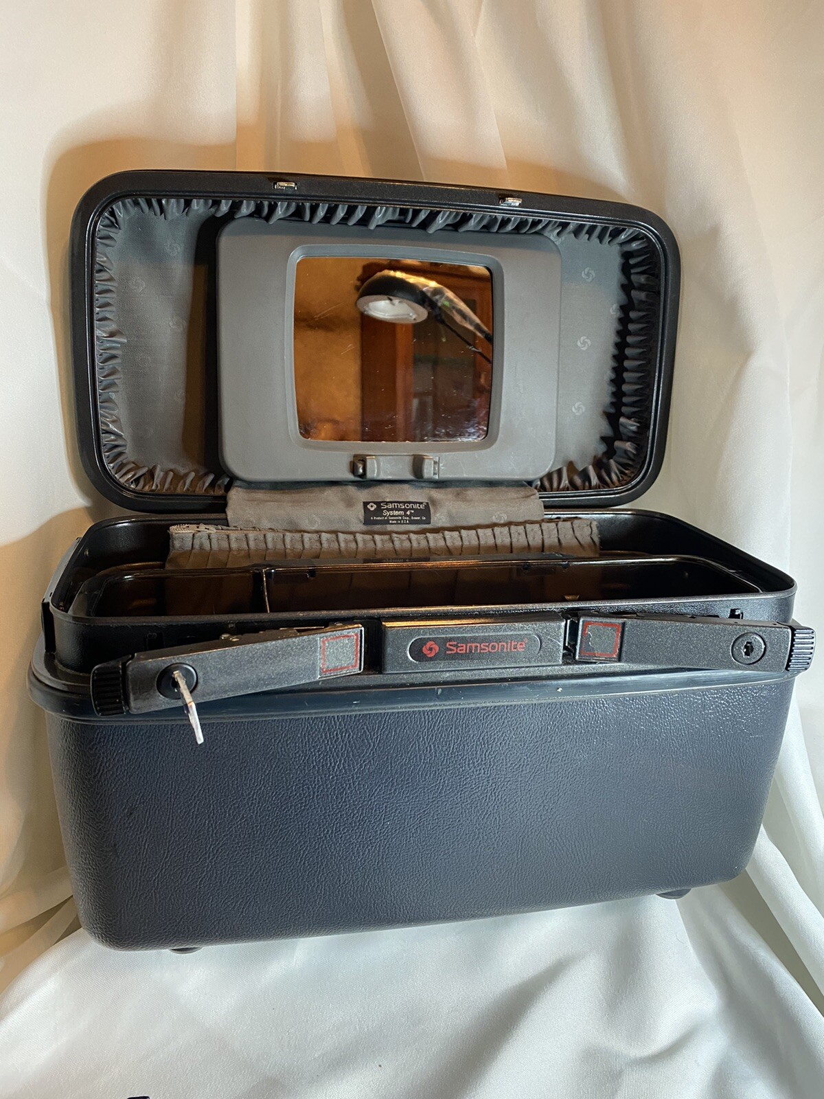 Vintage Samsonite System 4-Hard Sides Case W/ Mirror In Steel Gray With Key