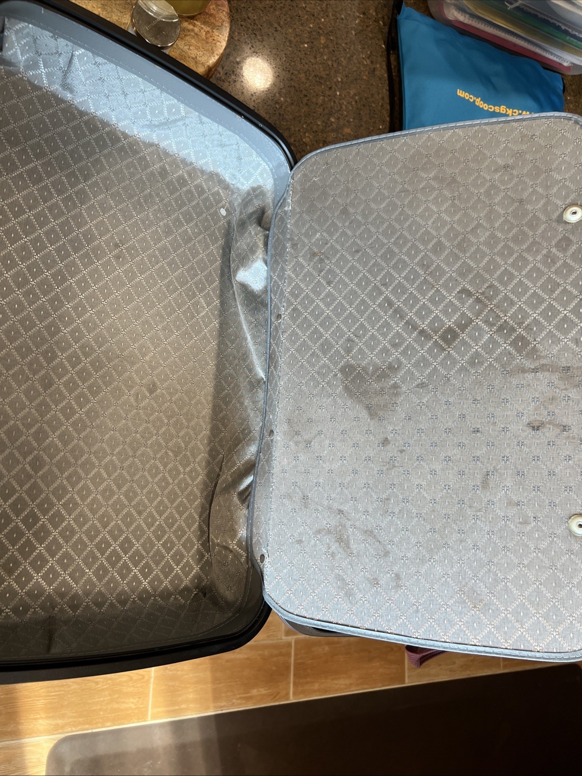 Vintage Samsonite Silhouette 4 Hard Shell Suitcase 20″