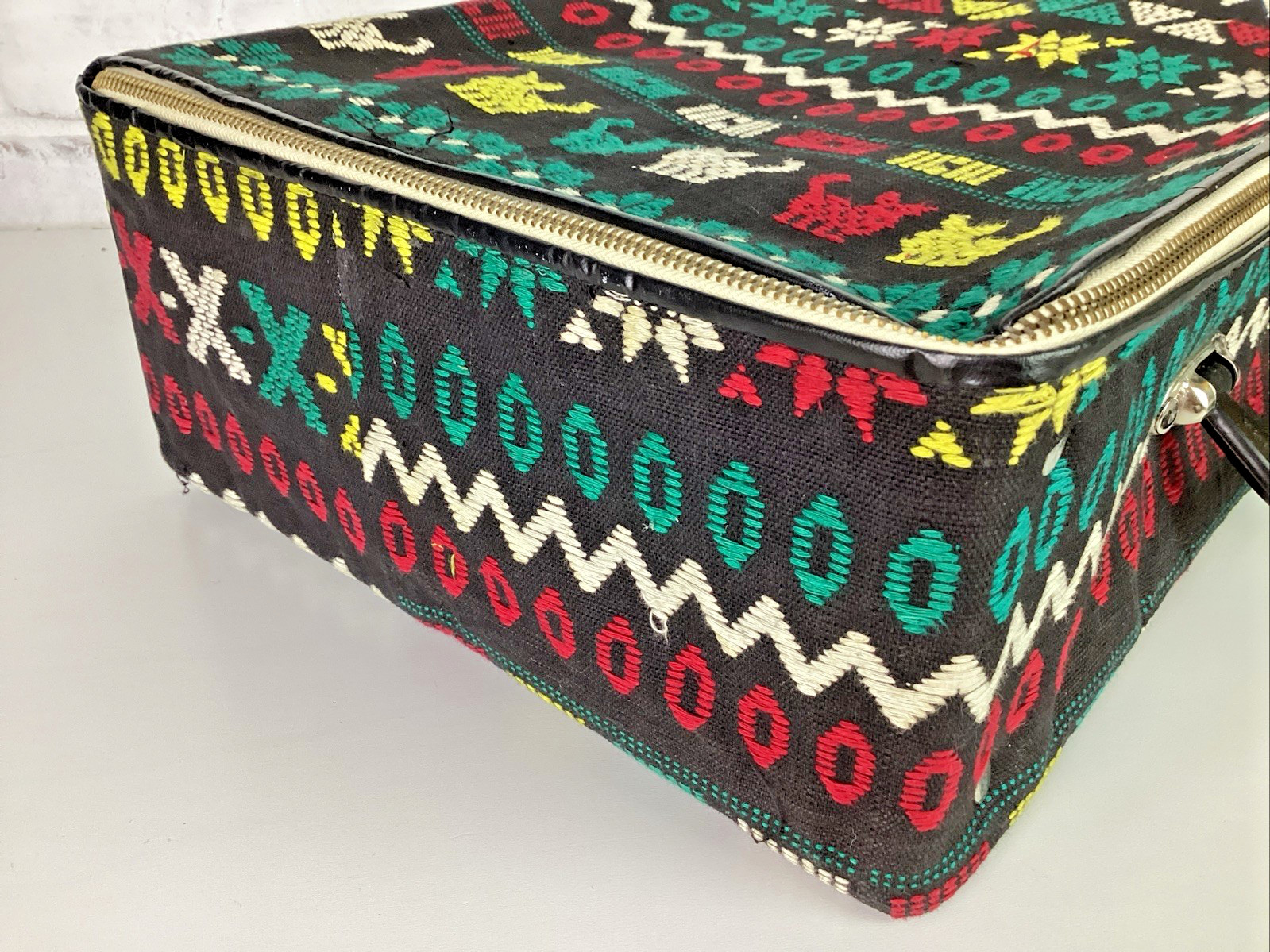 Vintage Child Size Suitcase Willy Woven Fabric Overnight Case El Salvador