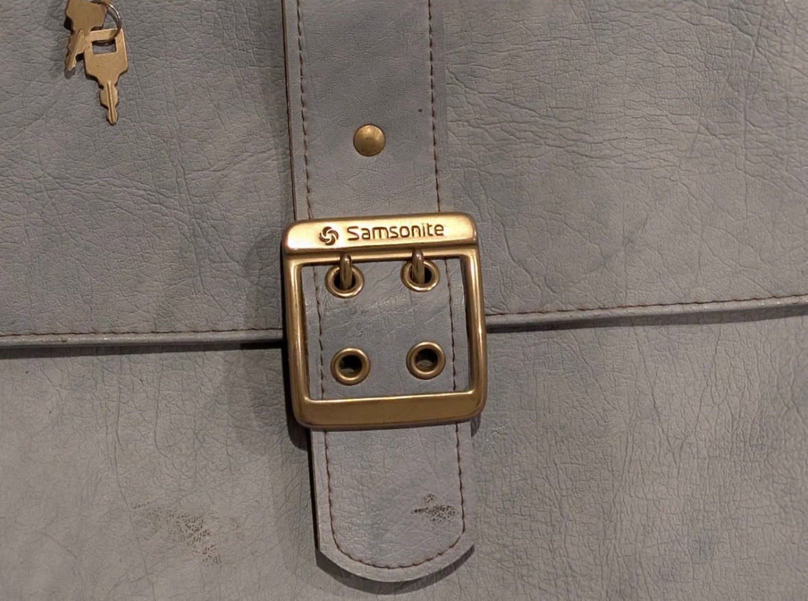 1960s Baby Blue Soft Soft Side Samsonite Cordoba Suitcase Vintage Luggage W Keys