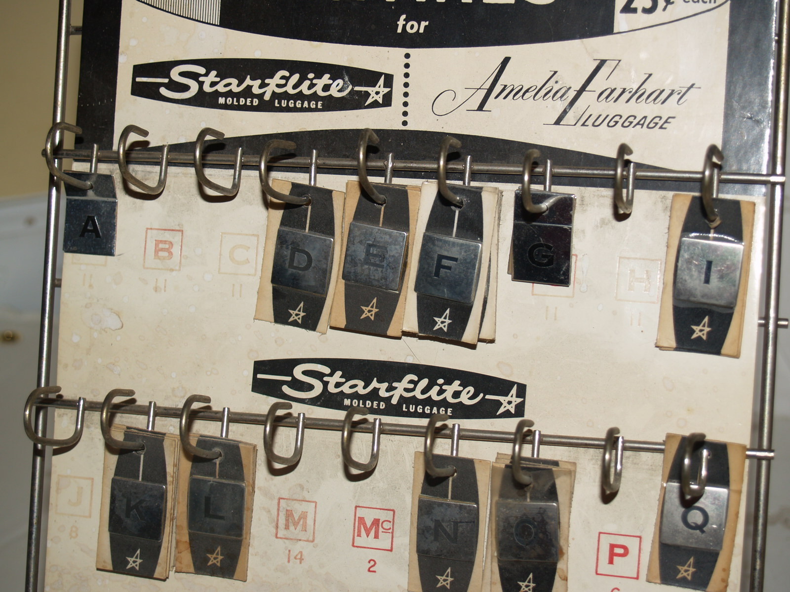 Rare Amelia Earhart Starflite Luggage Peel Self Stick Silver Initials w Display