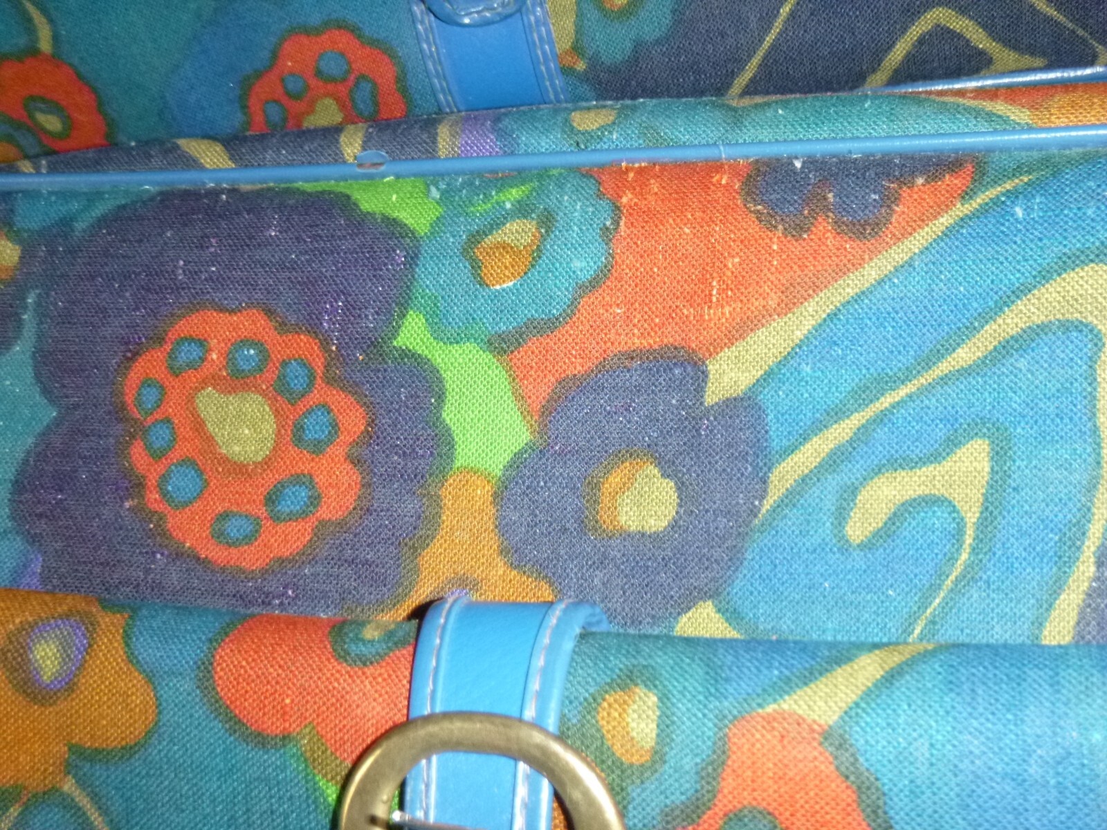 PR Vtg 70s KGA NESTING Flower Power Soft Sided Suitcase Multi Colored Floral