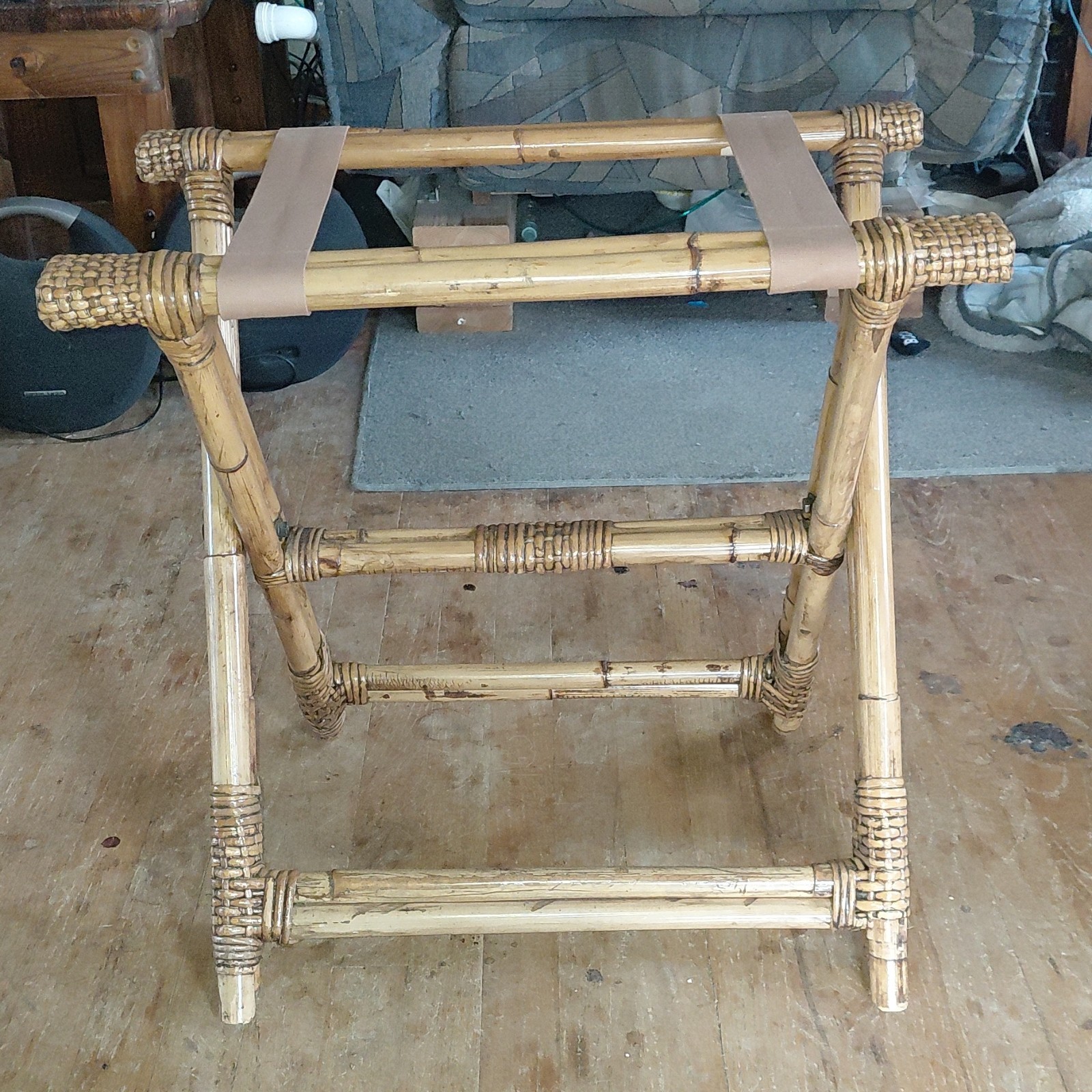 Vintage Bamboo Foldable Luggage Rack with Woven Rattan Accents, Brown Beige