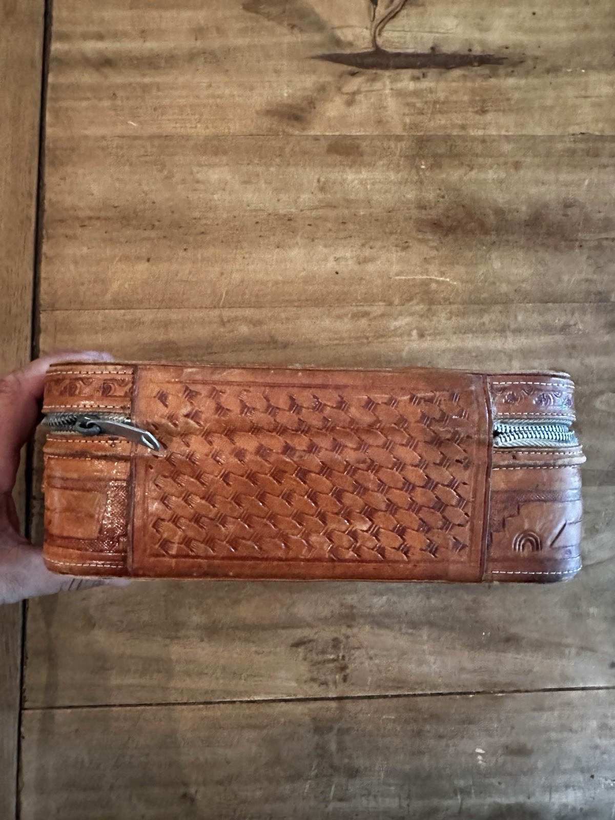 True Vintage Hand Tooled Zipper Leather Train Case Cosmetic Bag