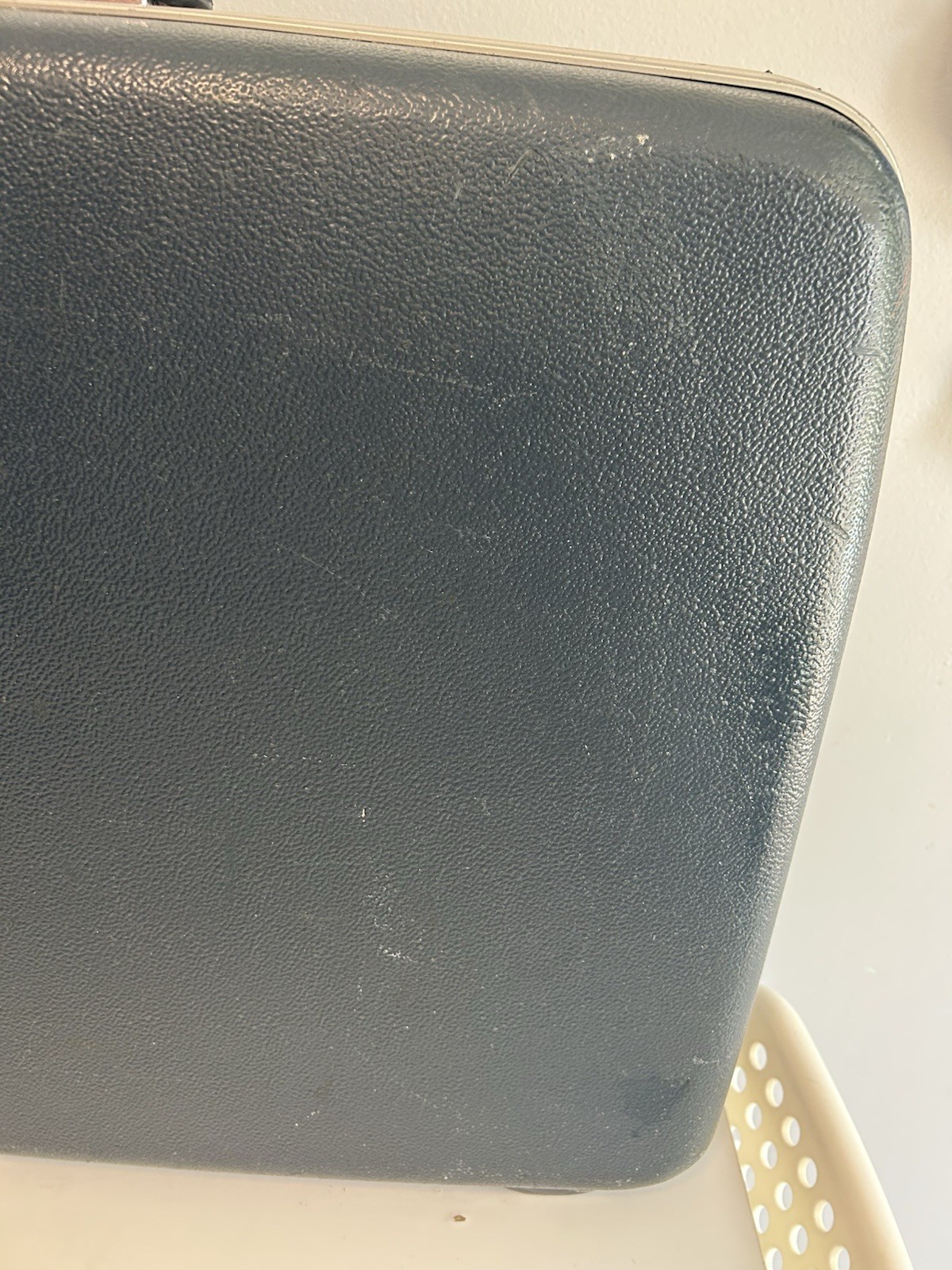 Vintage Luggage Suitcase Samsonite Silhouette Blue – 26 x 19 x 8