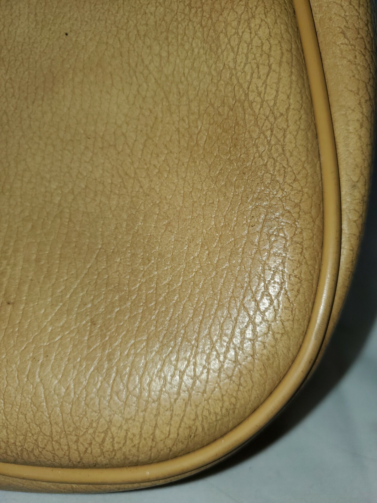Vintage Vinyl Zipper Overnight Travel Suitcase Bag Yellow Gold Soft Side Handle