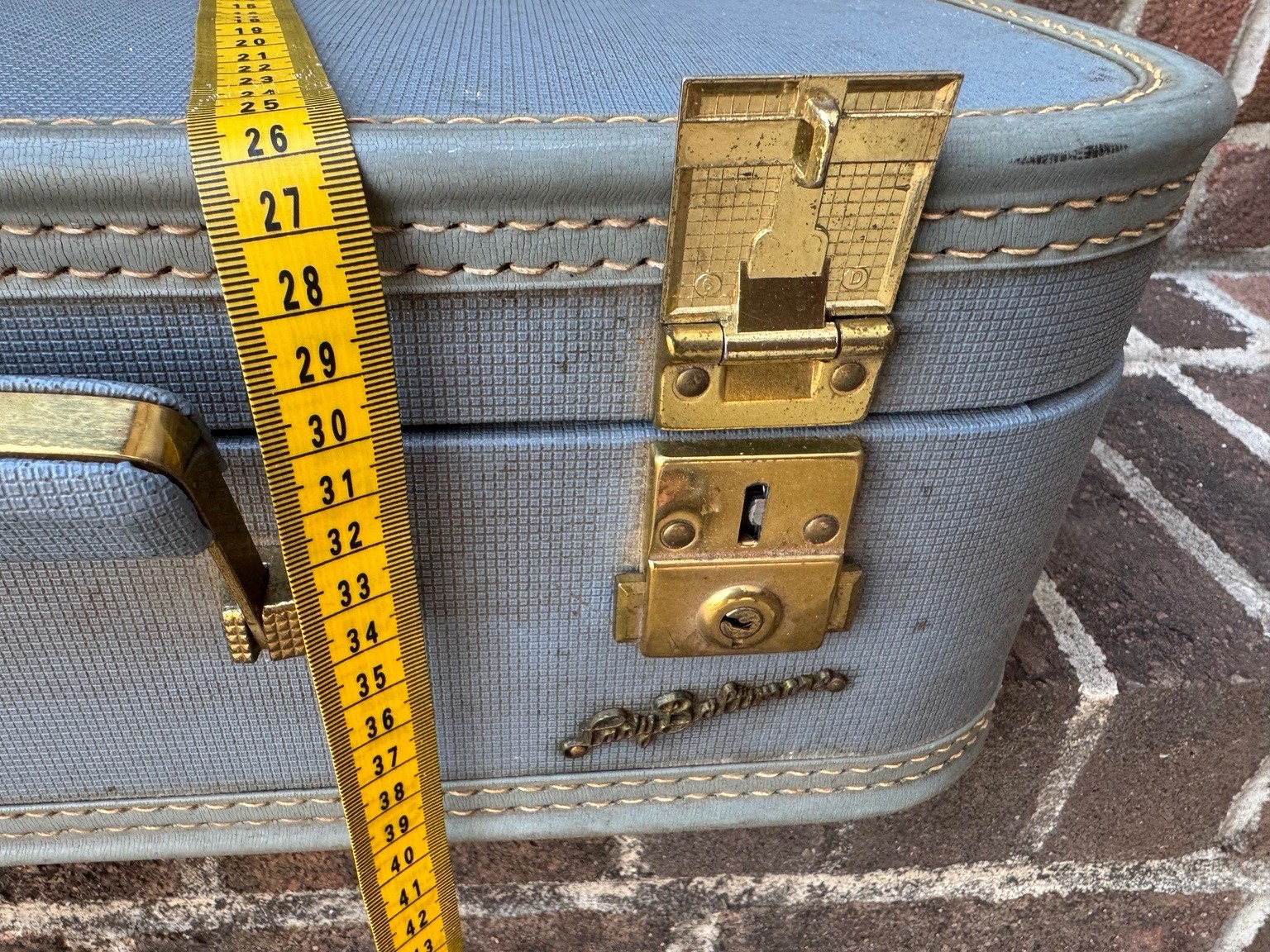 Lady Baltimore Blue Train Case Suitcase Mid Luggage Satin Interior 21” Vintage