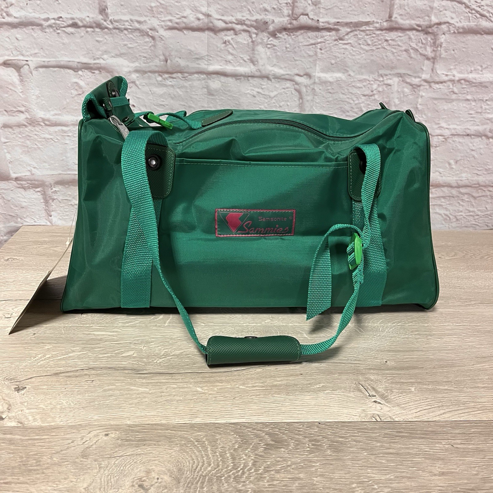 Vtg Samsonite Sammies 1991 Duffle Bag 20″ Green Retro Carry On 90’s NOS