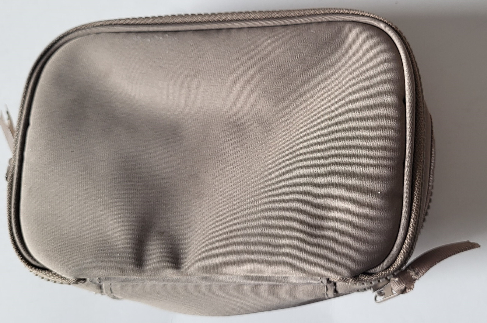 VTG MODELLA WEEKEND TRAVEL TOILETRIES CASE TAUPE WATERPROOF NEVER USED