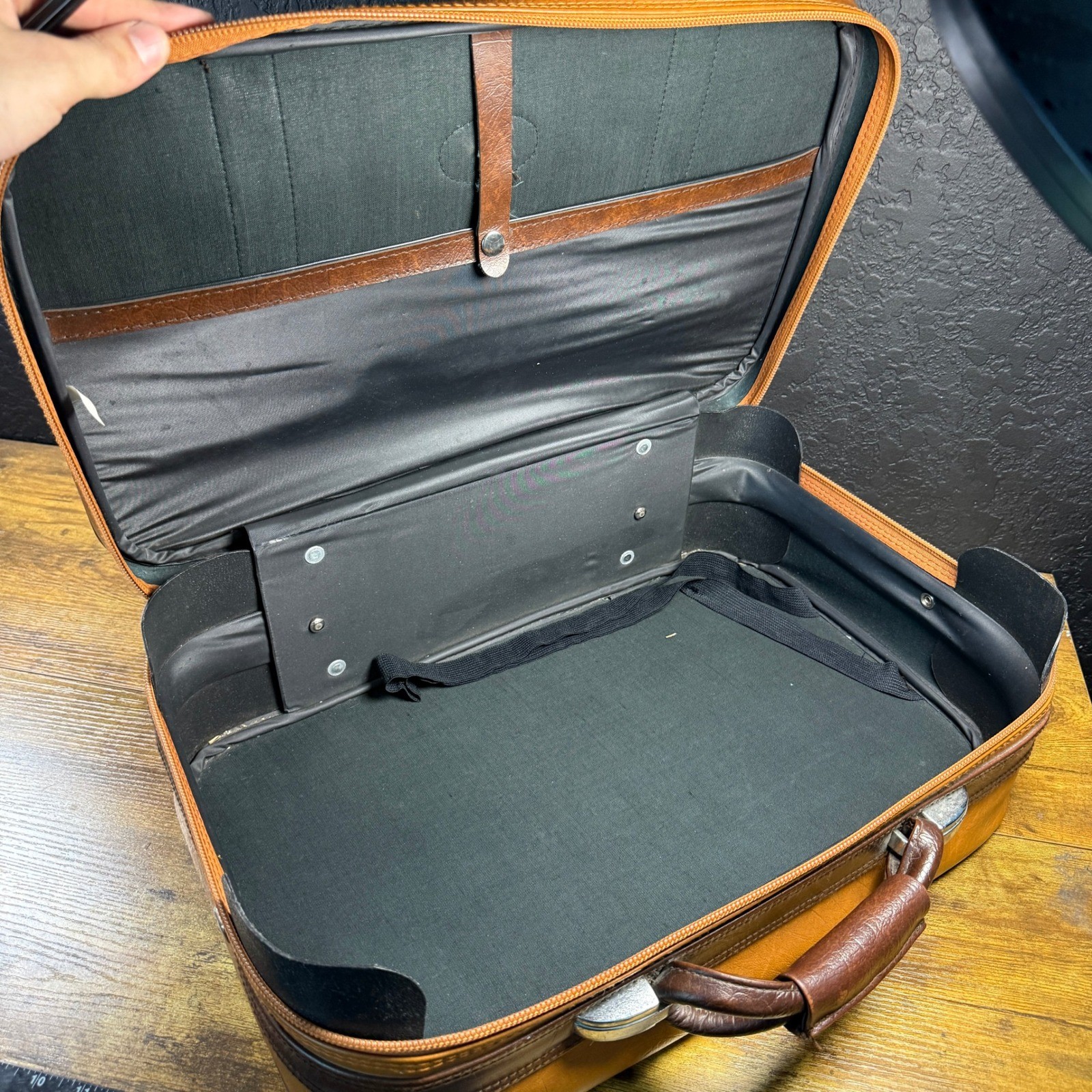 Millionaire Vintage Tan Faux Leather Carry-On Suitcase Travel Bag Luggage Medium