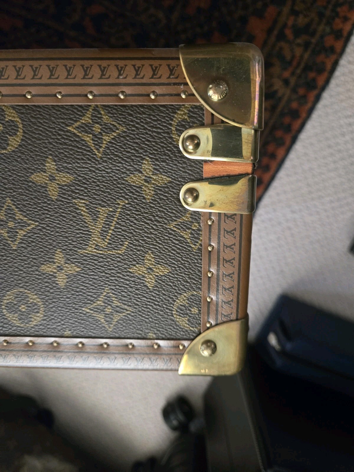 Louis Vuitton Alzer 45 Leather Case with Original Key ca. 2003