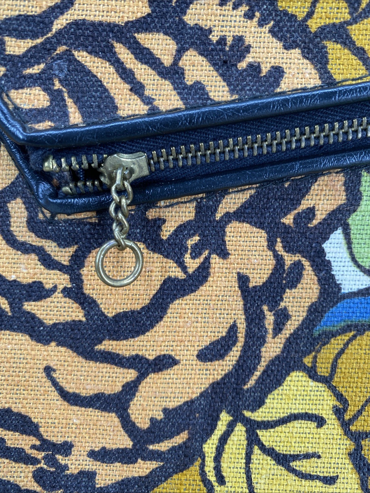Vtg 1960’s A D Sutton Travel ware Fabric/canvas Floral Suitcase Retro