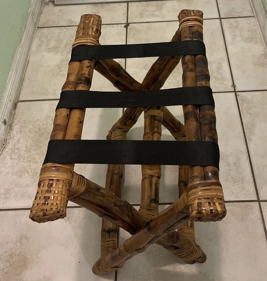 Chinoiserie Folding Bamboo/Rattin Luggage/Suitcase Rack FINE VINTAGE 21″x21″13″