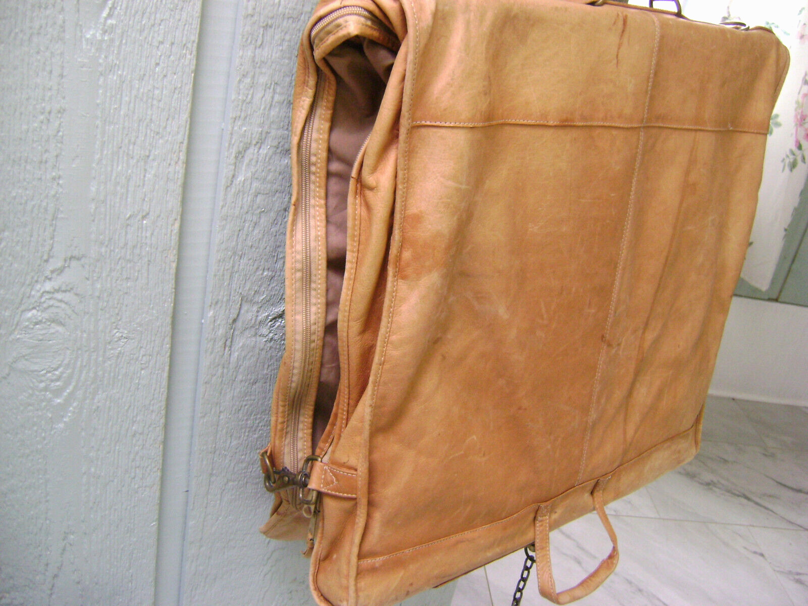 Rare Vintage 1980s, “Temmis” , Leather, Garment Suit Case Travel Bag