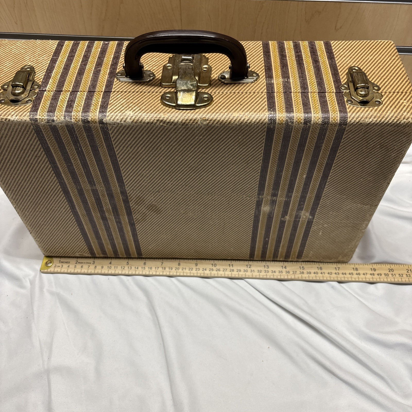 Vintage Unbranded Hard Case Suitcase (flaws)