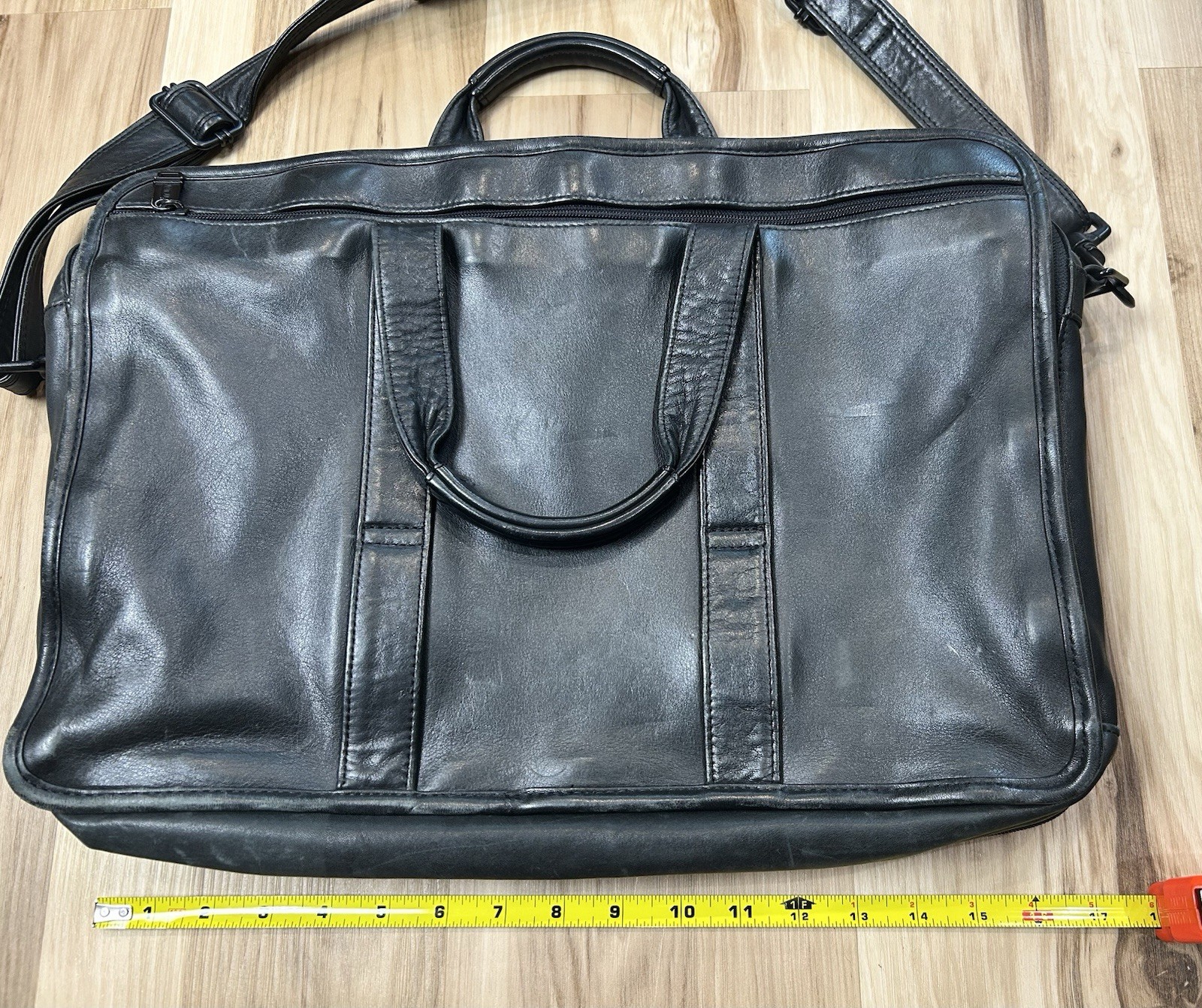 Tumi Black Leather Expandable Laptop Briefcase & Carry On Messenger Bag Tote