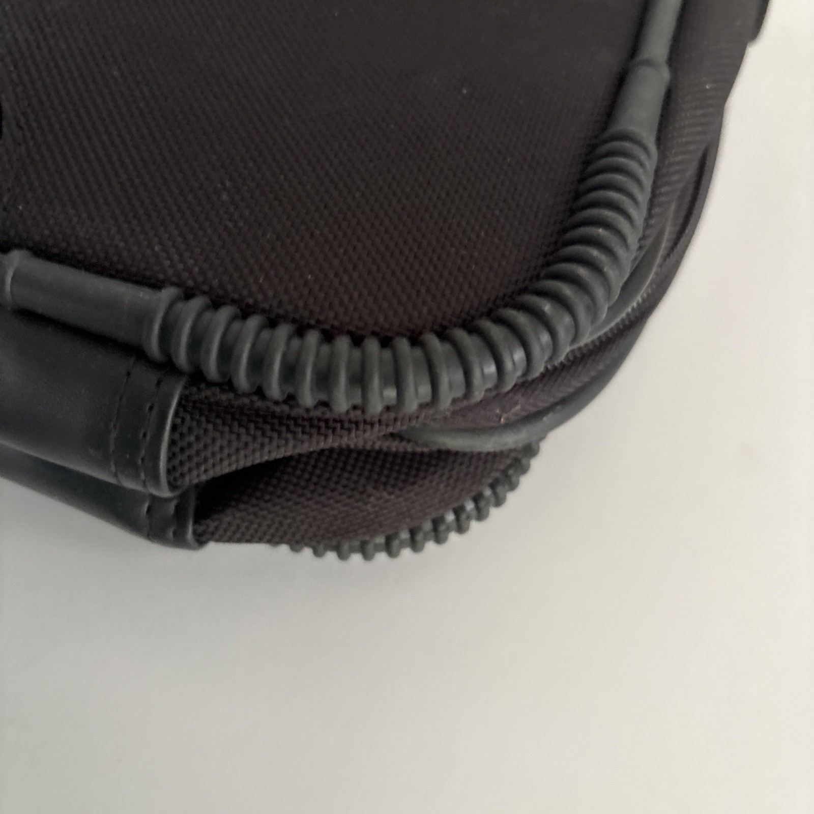 VTG American Tourister Tote Carry-On Bag w/Shoulder Strap – Black – 17″ – New