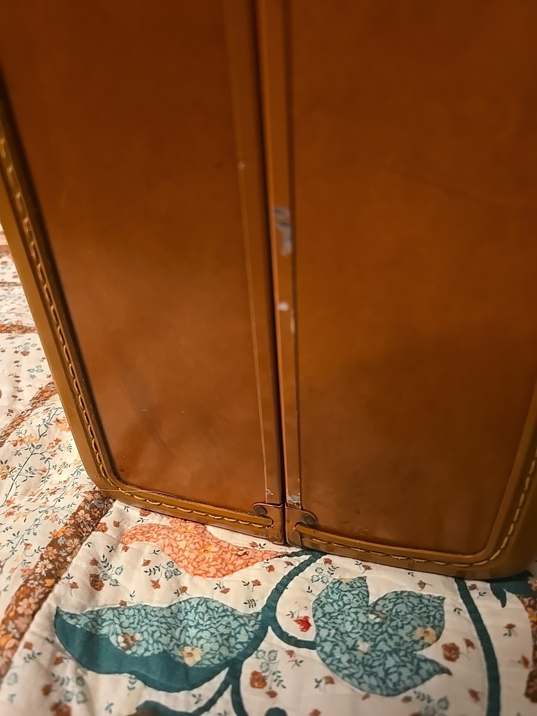 Vintage Samsonite with KEY